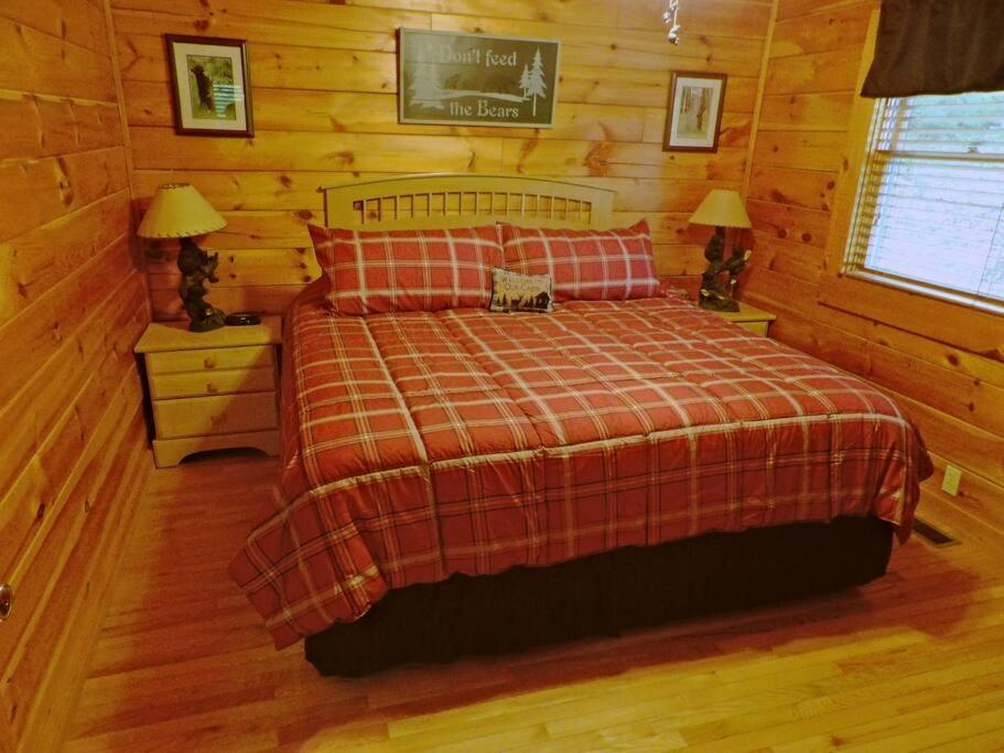 Willa Yogi'S Den: Breathtaking Views! 3 Min To Dollywood, On 1 Acre! Sevierville Zewnętrze zdjęcie