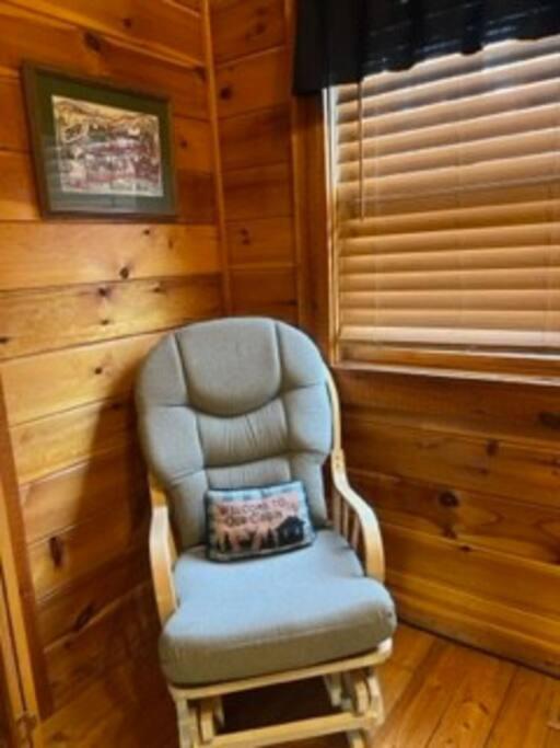 Willa Yogi'S Den: Breathtaking Views! 3 Min To Dollywood, On 1 Acre! Sevierville Zewnętrze zdjęcie
